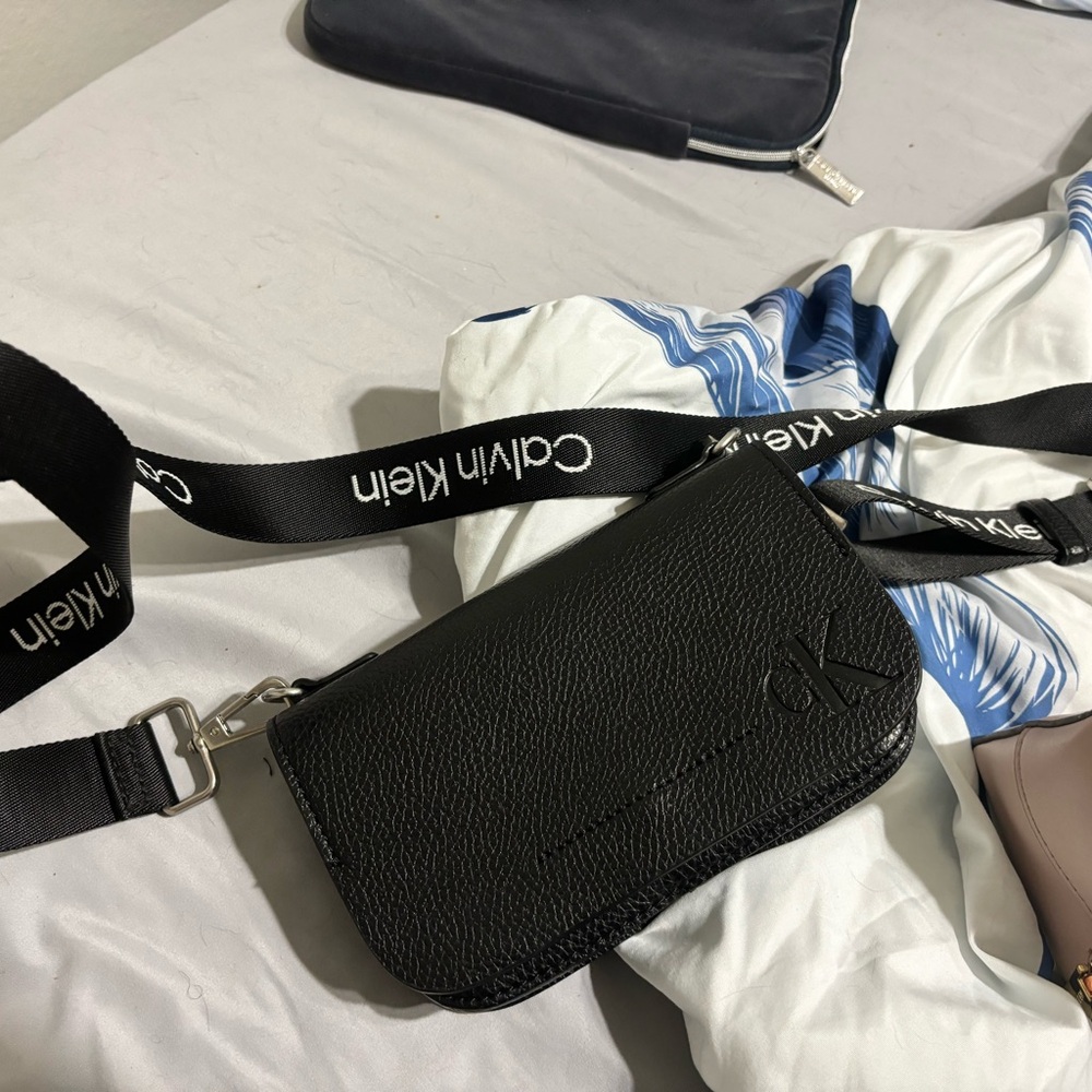 Two purse deal